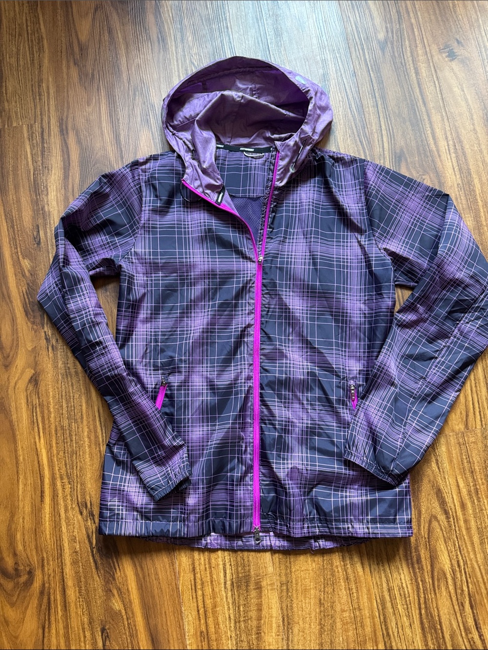 Nike Purple Plaid Hooded Windbreaker Jacket with Pink Trim